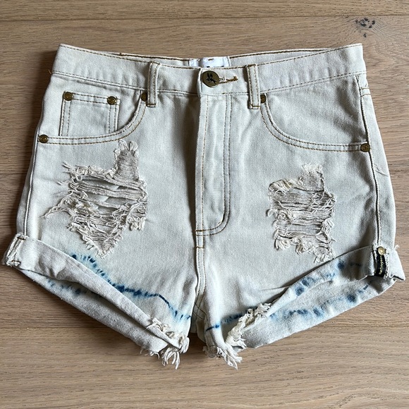 One Teaspoon denim shorts - Picture 1 of 9